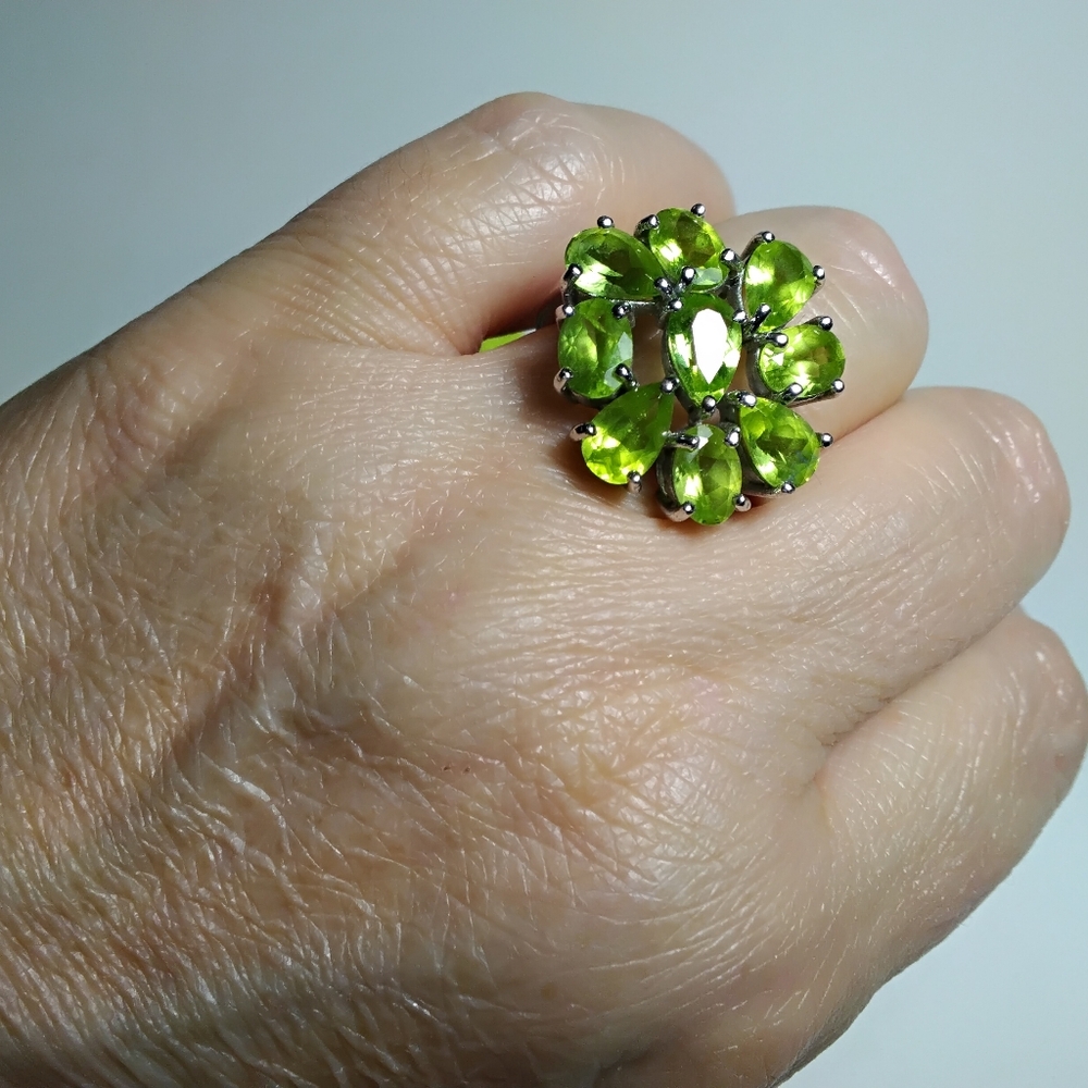 2 Green Peridot Rings Sz 8-1/2 & 8-3/4 925 Silver Marcasite - Picture 4 of 10